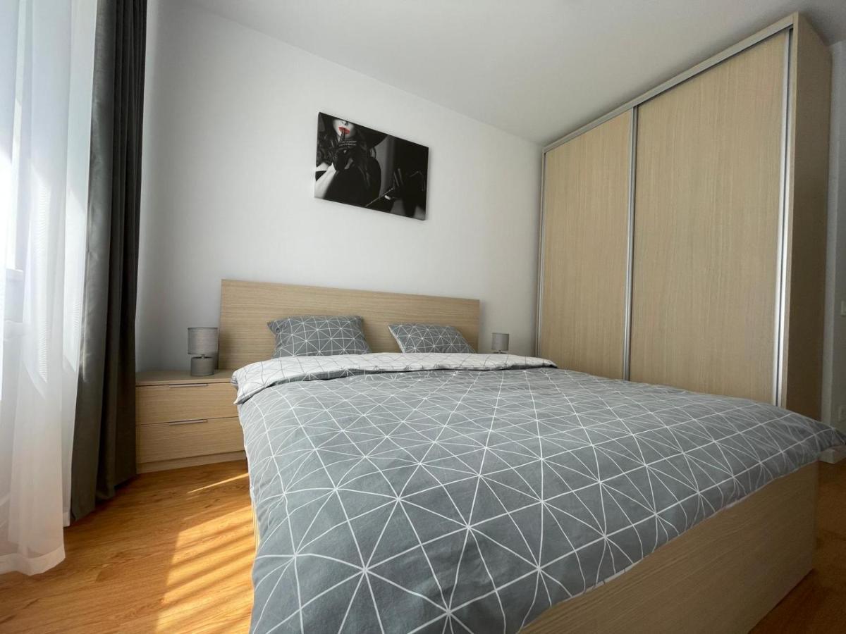 Silence Apartment 2 Oradea Exterior foto